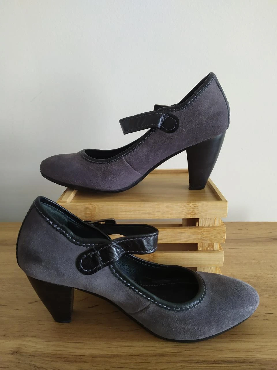 Elegant Martinelli Sapatos de Salto em Camurça Cinza Pele Tamanho 36 Pulseira – photo 3